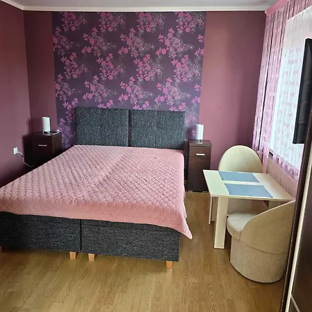 Casa de hóspedes Szafirowy Zakatek 3*