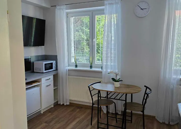 Szafirowy Zakątek 3*