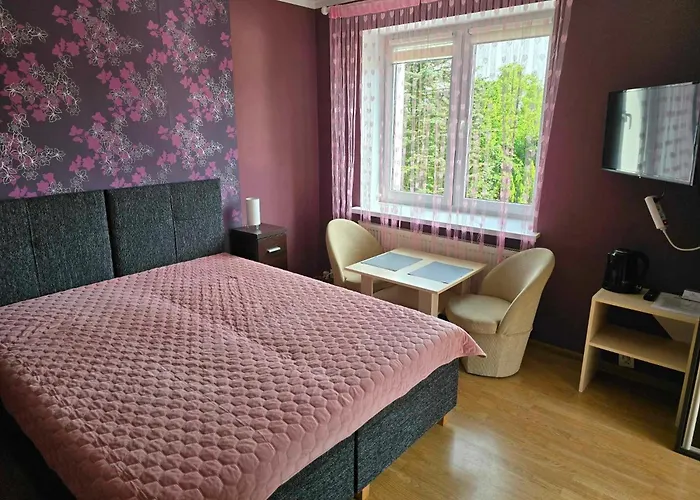 Pensjonat Szafirowy Zakątek 3*